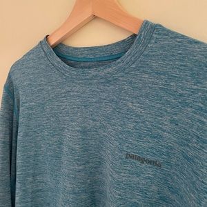 Patagonia Long Sleeve T - Men’s Large Aqua Blue